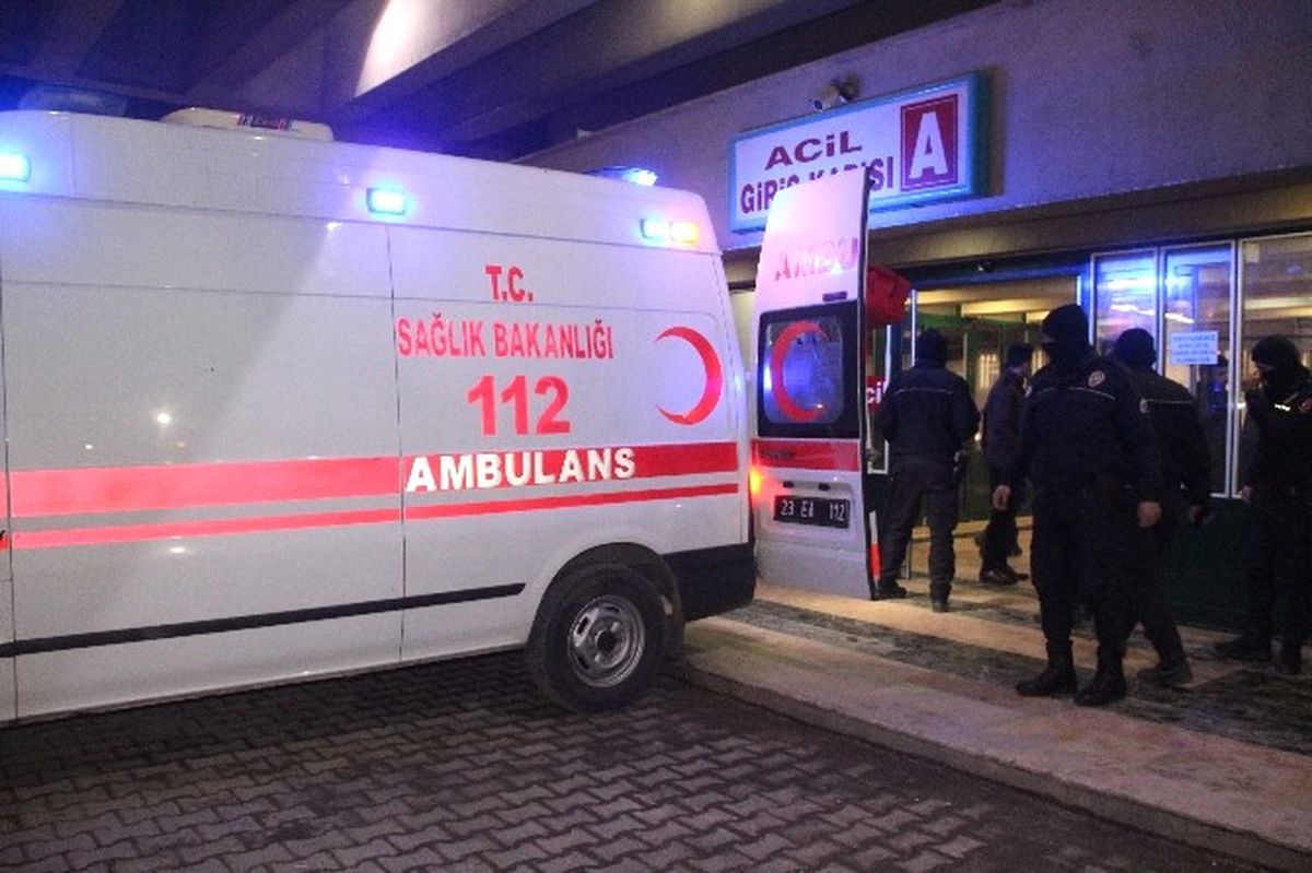 Tunceli\'de Yaralanan Bir Asker Elazığ\'a Getirildi