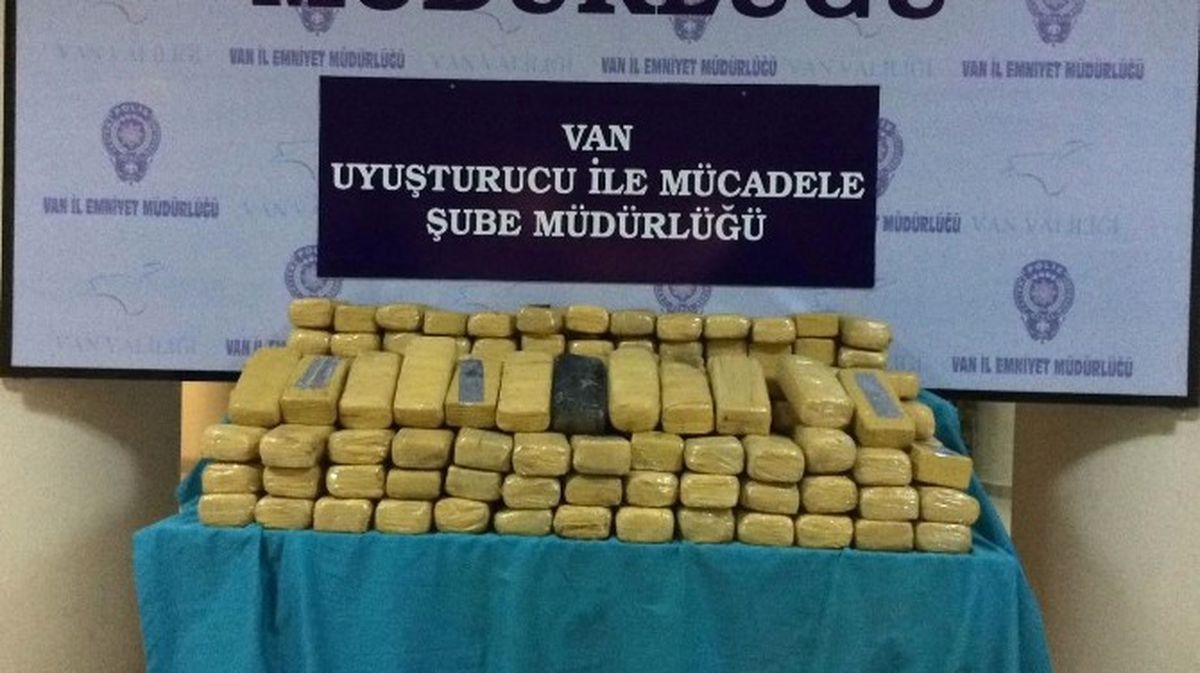 Van\'da Uyuşturucu Operasyonları: 9 Kişi Tutuklandı