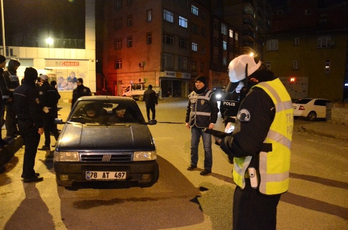 Zonguldak\'ta Polis ve Jandarmadan "Huzur" Uygulaması