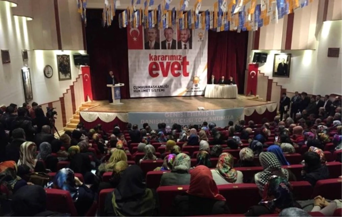 AK Parti\'li Turan: "Evet Diyenlere Daha Fazla Baskı Var"
