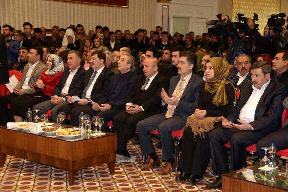 Ak Partili Eker: PKK\'nın Tayin Ettiği Yoldan Gitmeye Devam Ediyorlar (2)