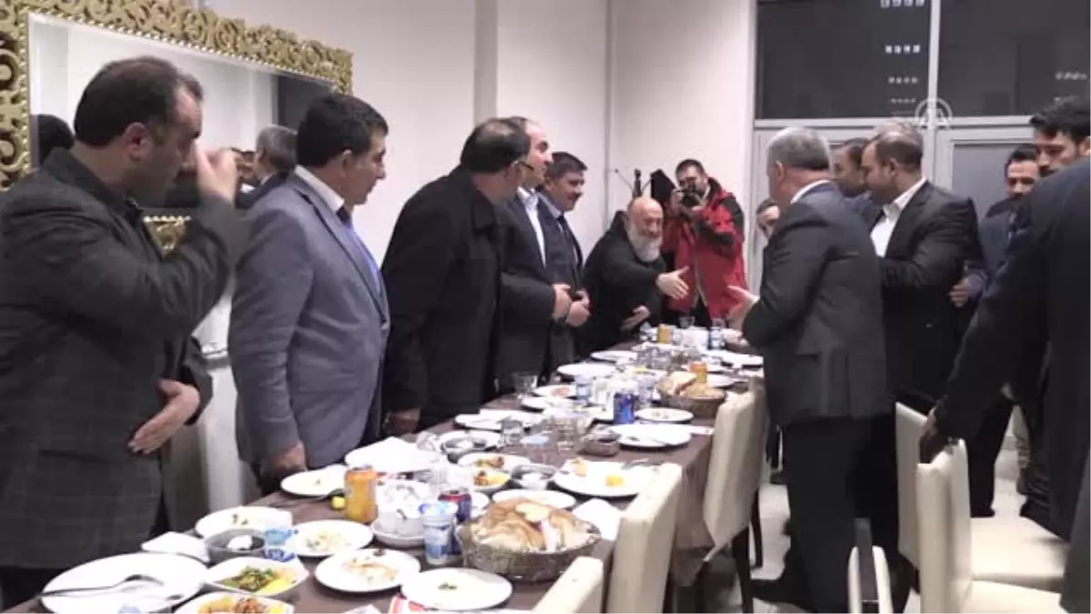 Arslan: "(Bakü-Tiflis-Kars Demiryolu Projesi) Yıl Ortasında Açılması Bizim Için Elzem ve Önemli"