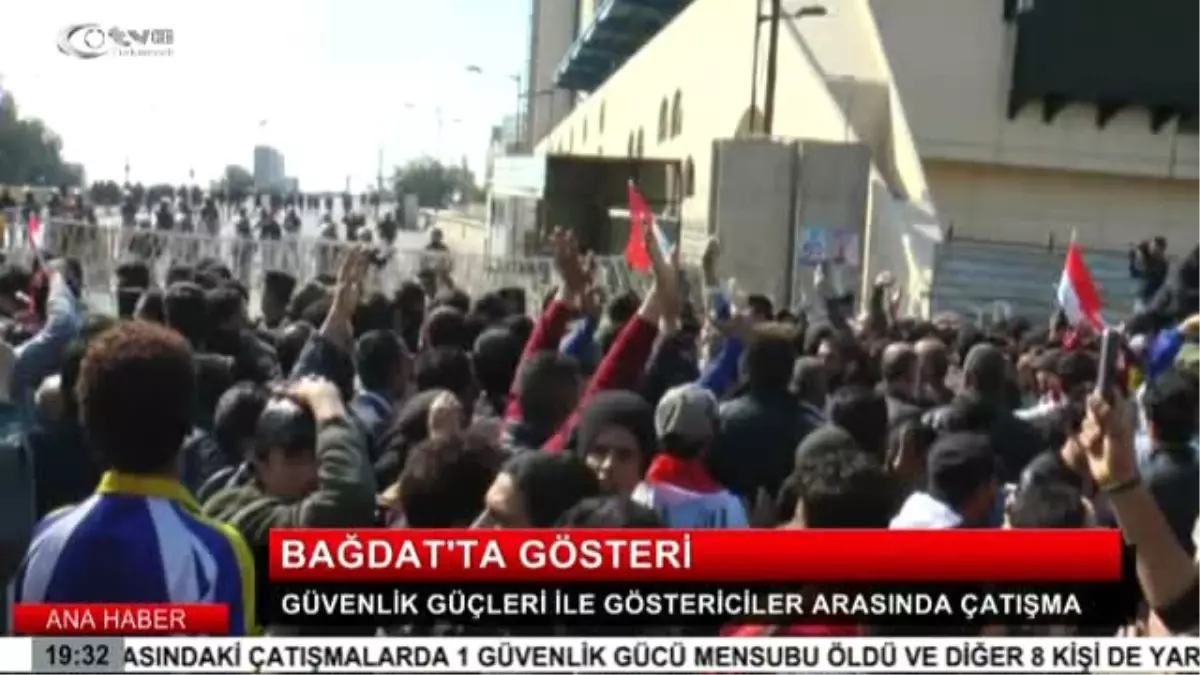 Bağdat\'ta Kanlı Protesto Gösterisi