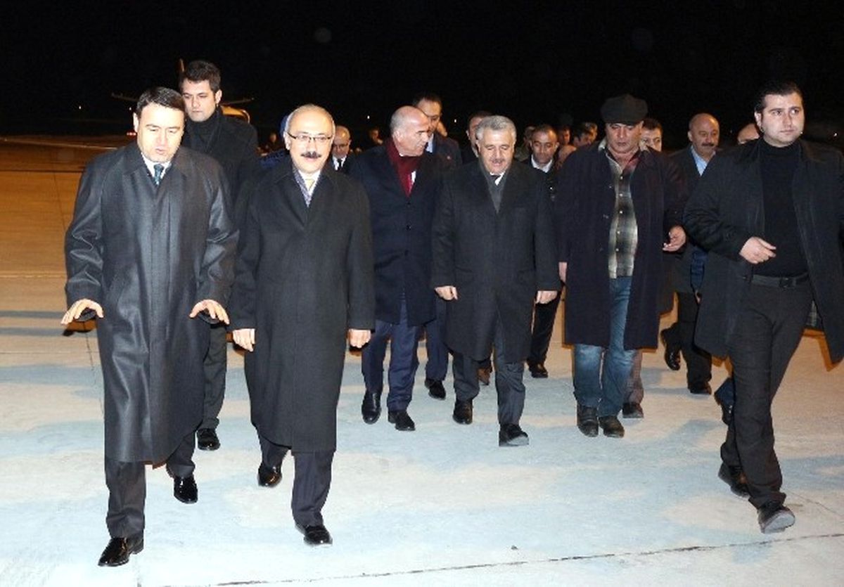 Bakan Elvan ve Arslan, Ağrı\'da Cazibe Merkezi Programına Katıldı