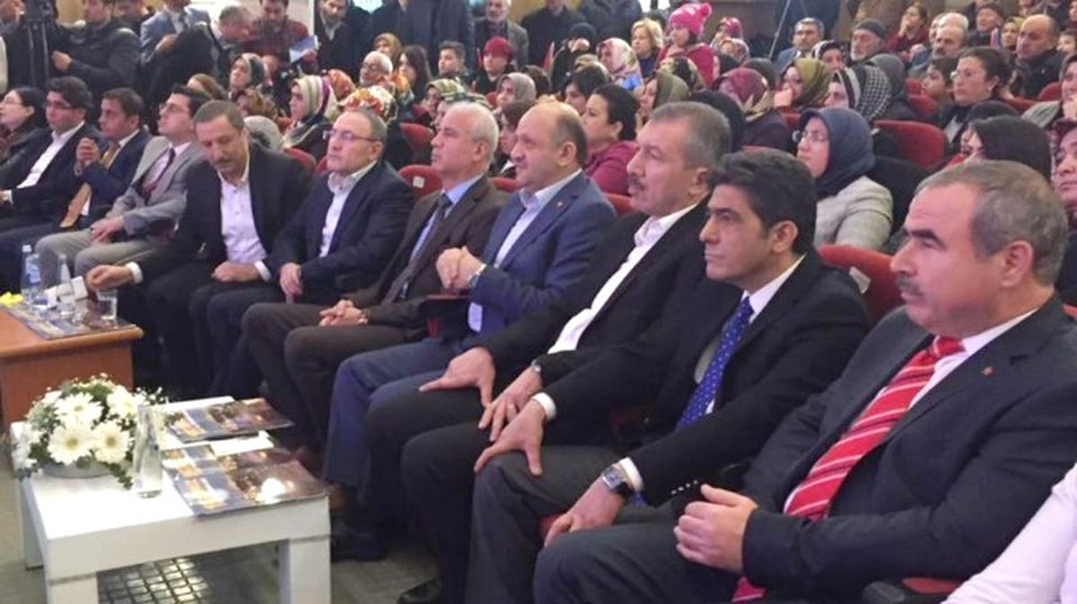 Bakan Işık: "Chp, Halka Güvenmiyor Ki Halkın Seçtiğine Güvensin"