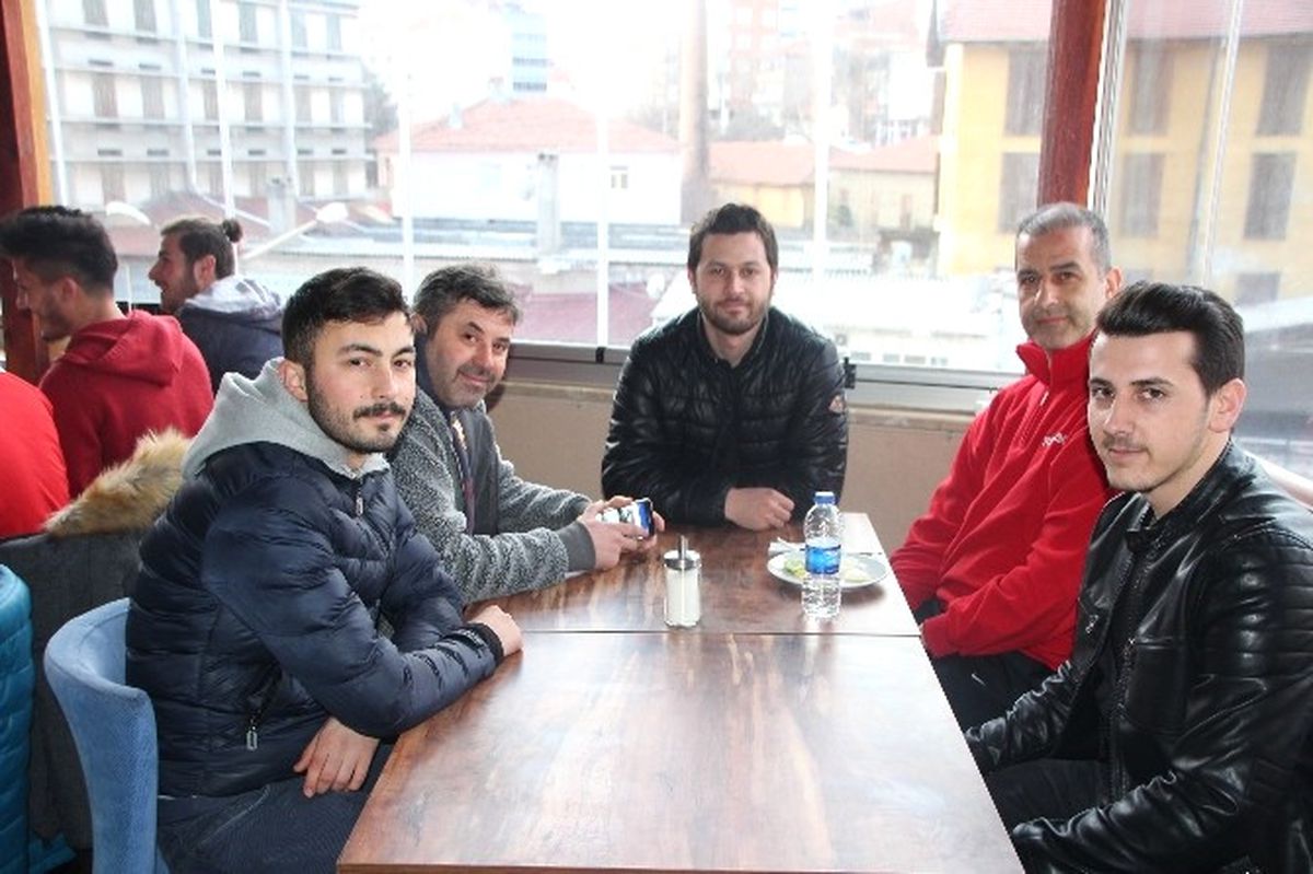 Bilecikspor\'a Maç Sabahı Kahvaltı Jesti