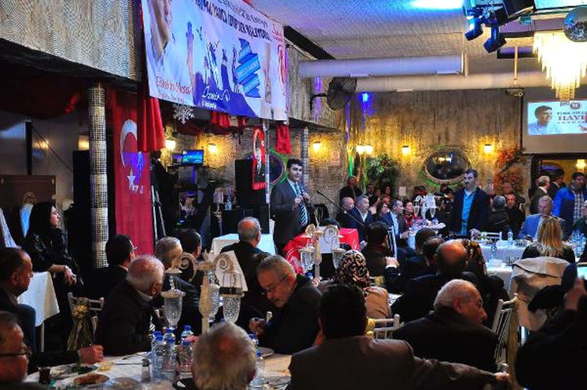 Demokrat Parti \'Hayır\' Kampanyasını İzmir\'den Başlattı