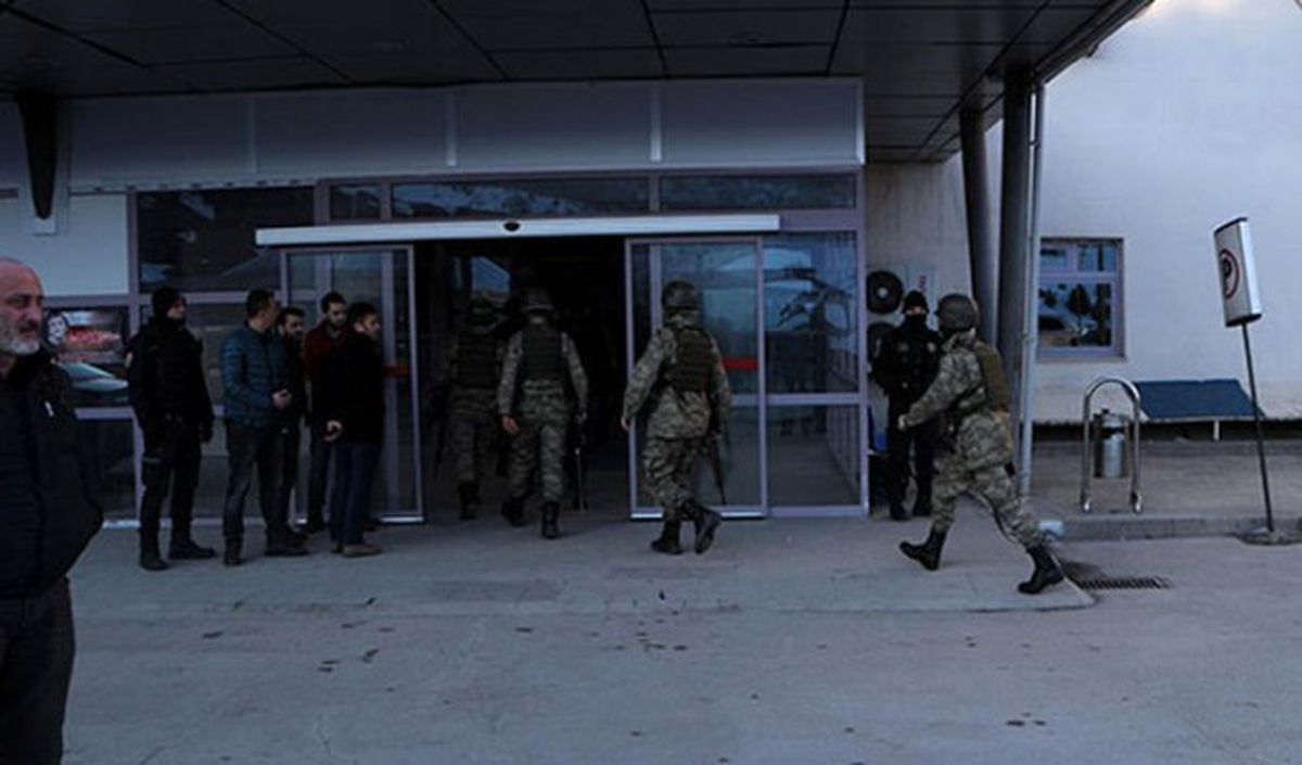 Dha: Tunceli\' de Pülümür\' de Çatışma;3 Asker Yaralandı,1 Terörist Ölü,1 Terörist Yaralı Ele...