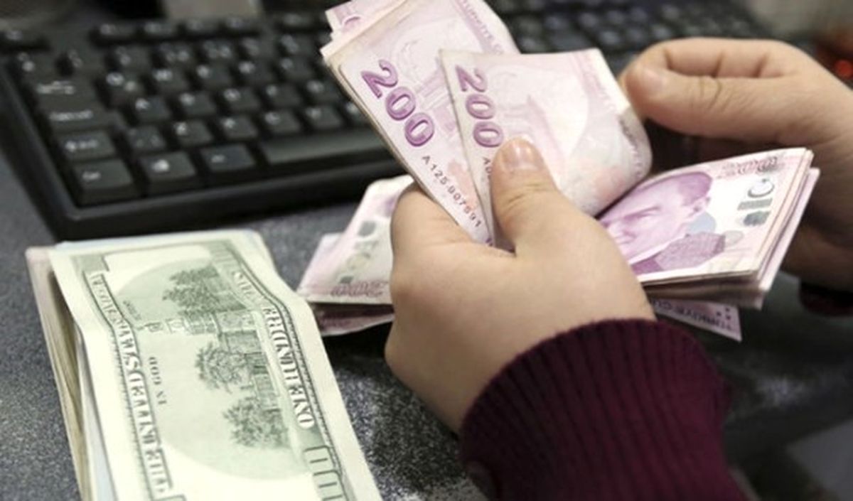 Dolar, İki Hafta Üst Üste Geriledi