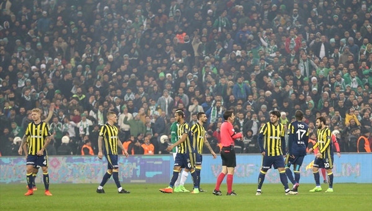 Fenerbahçe, Bursa\'da 1 Puana Abone
