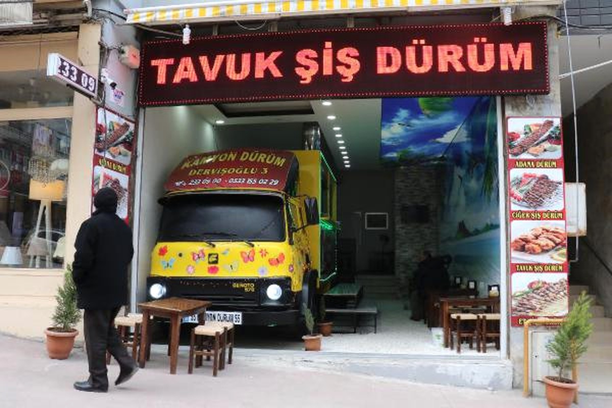 Karadeniz Fıkrası Gibi: Kamyonu Mutfağa Çevirdi