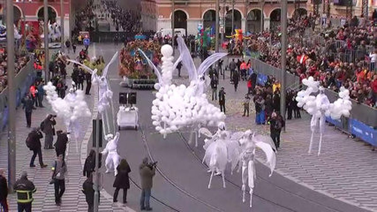 Nice Karnavalı Yoğun Güvenlik Önlemleri Altında Başladı