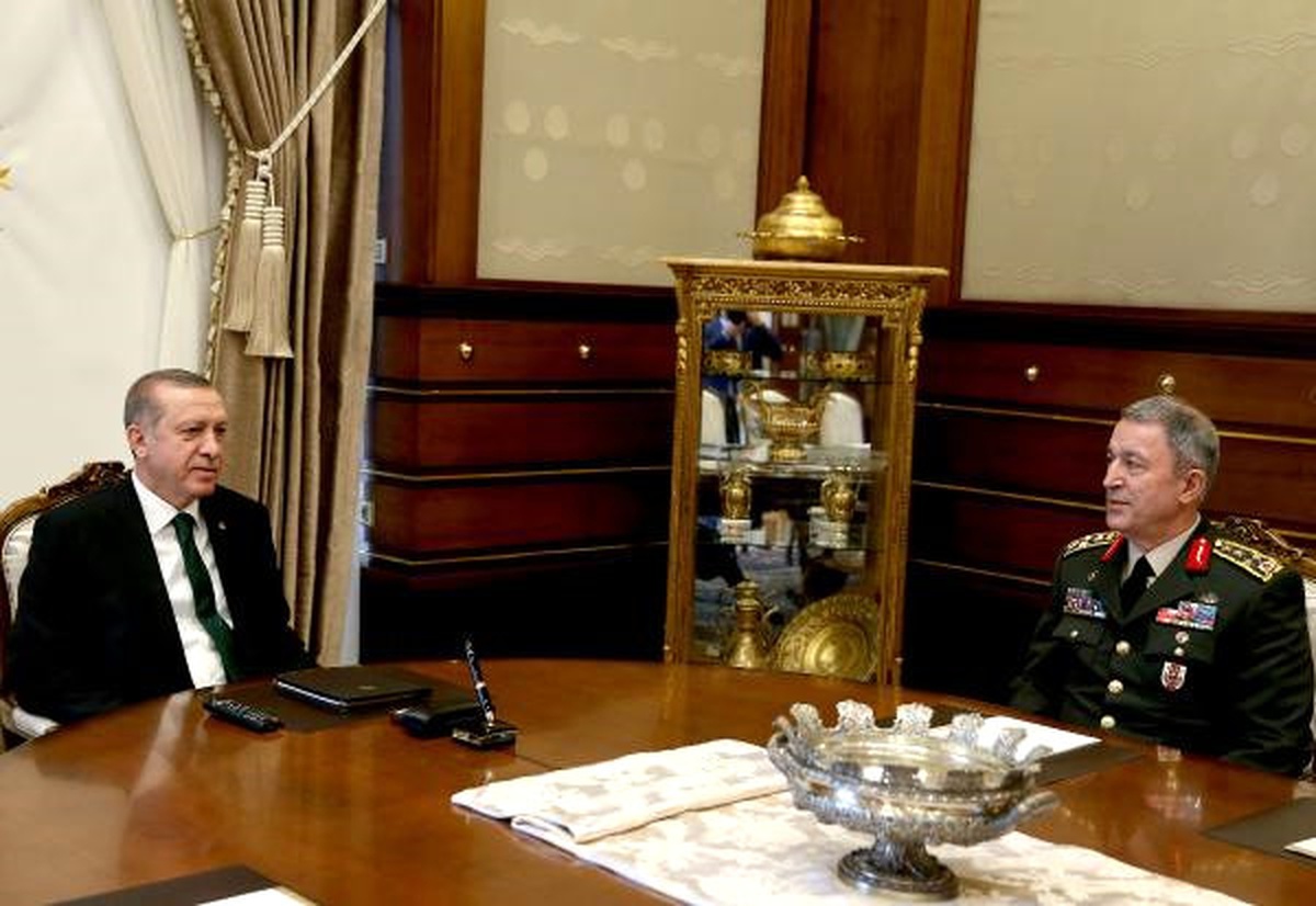 Orgeneral Akar\'dan, Körfez Ülkelerine Ziyaret