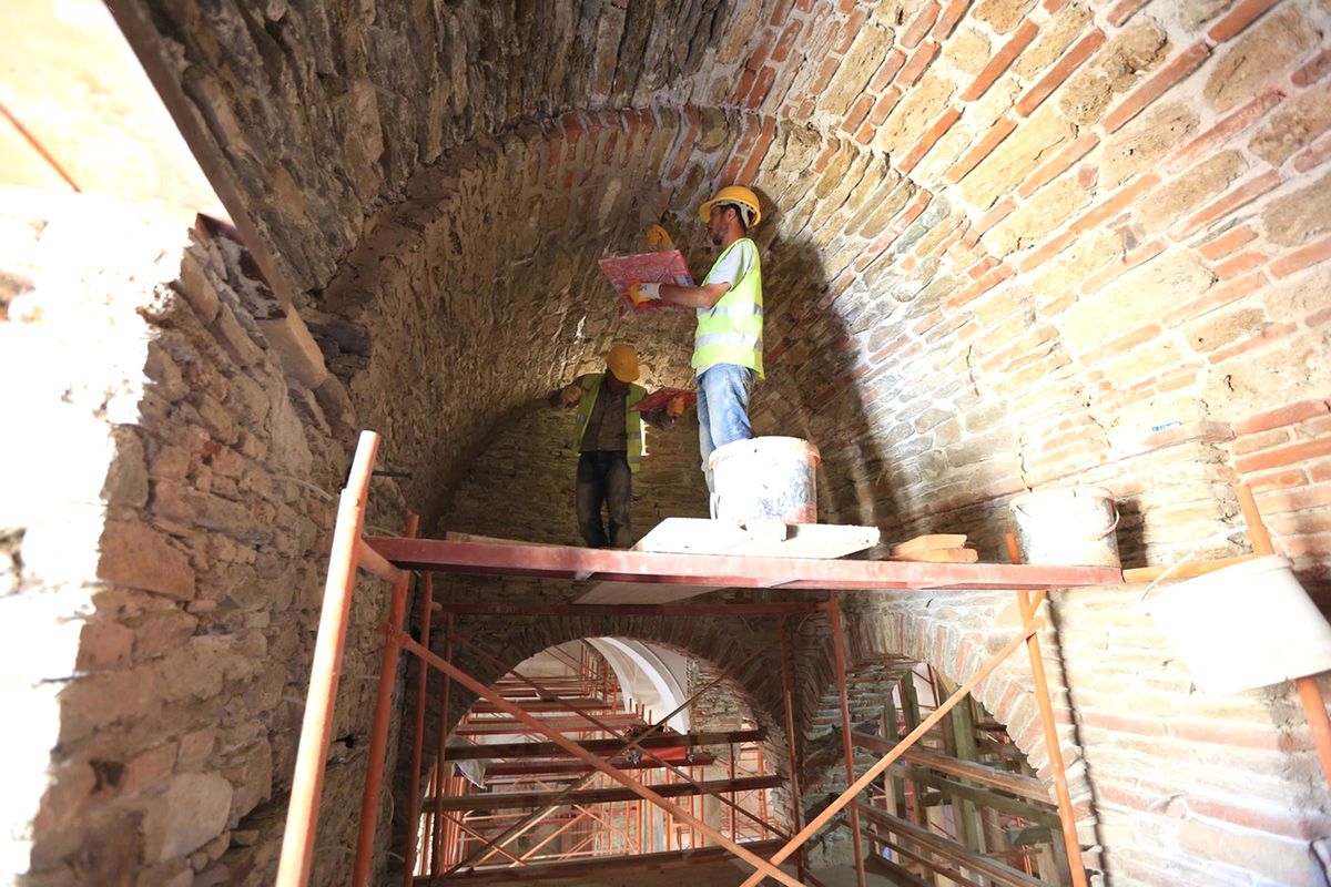 Selami Dergahı\'nda Restorasyon Sürüyor