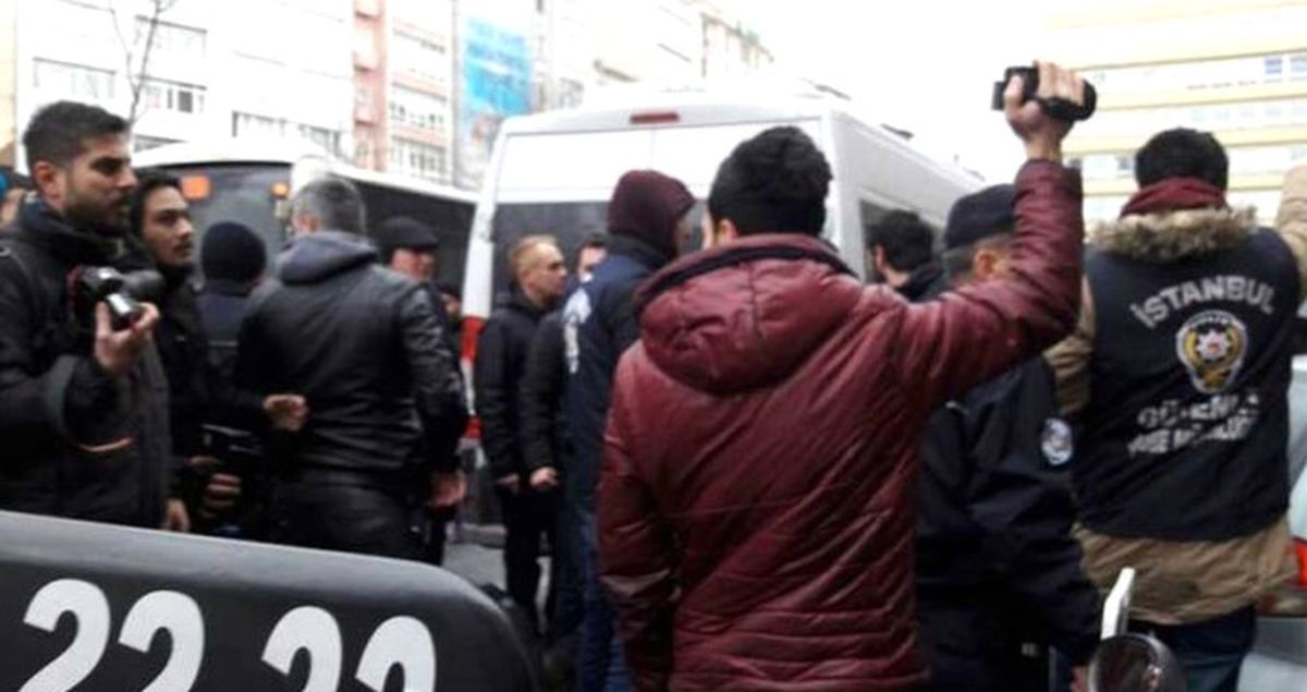 Şişli\'de İzinsiz Gösteriye Müdahale: 3 Kişi Gözaltına Alındı