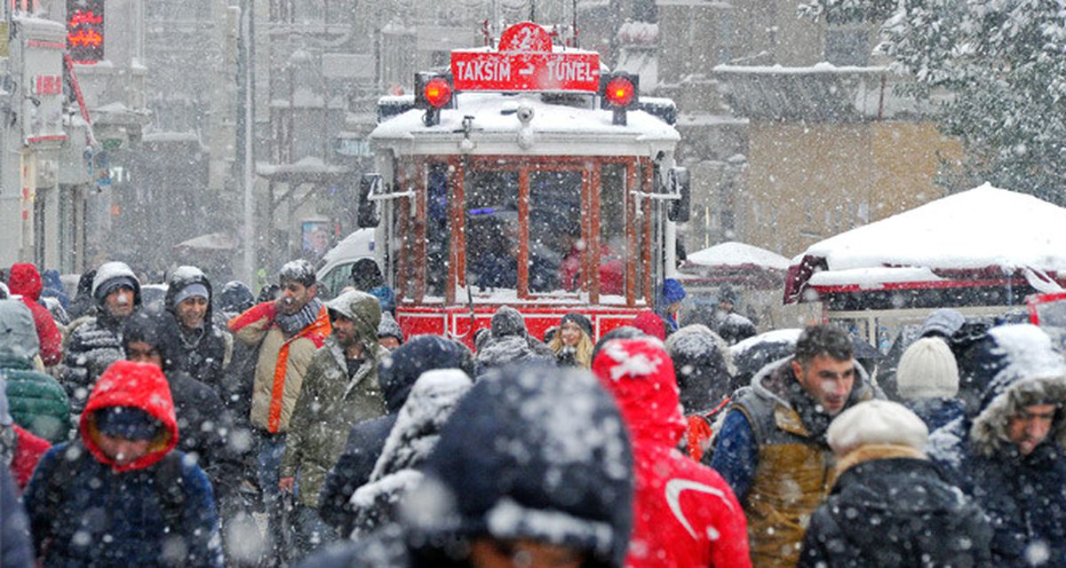 Taksim Meydanı ve Çevresinde Kar
