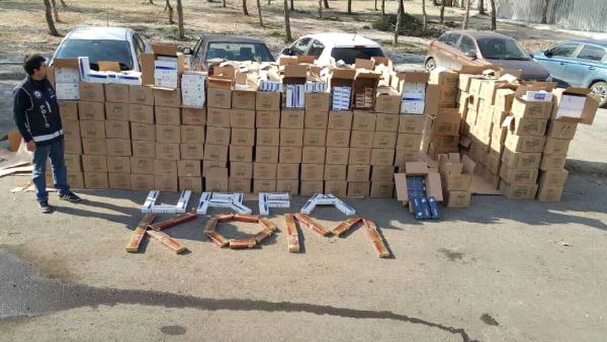Tır\'dan 101 Bin 390 Paket Kaçak Sigara Çıktı