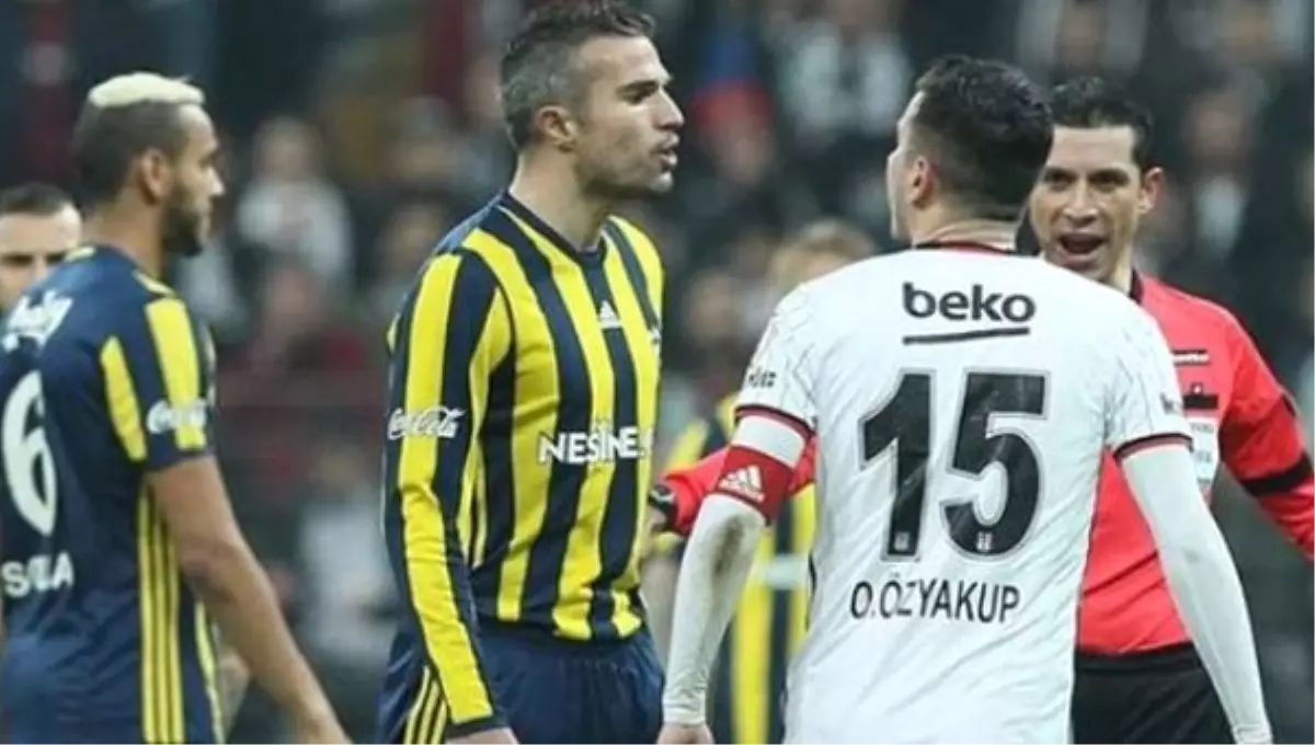 Van Persie\'den Ceza İsyanı! "Böyle Uygulama Görmedim"