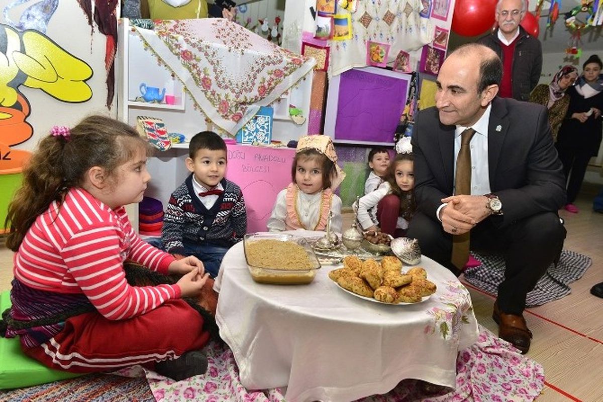 Yıl-Mek\'ten Binlerce Yıldırımlıya Eğitim Desteği