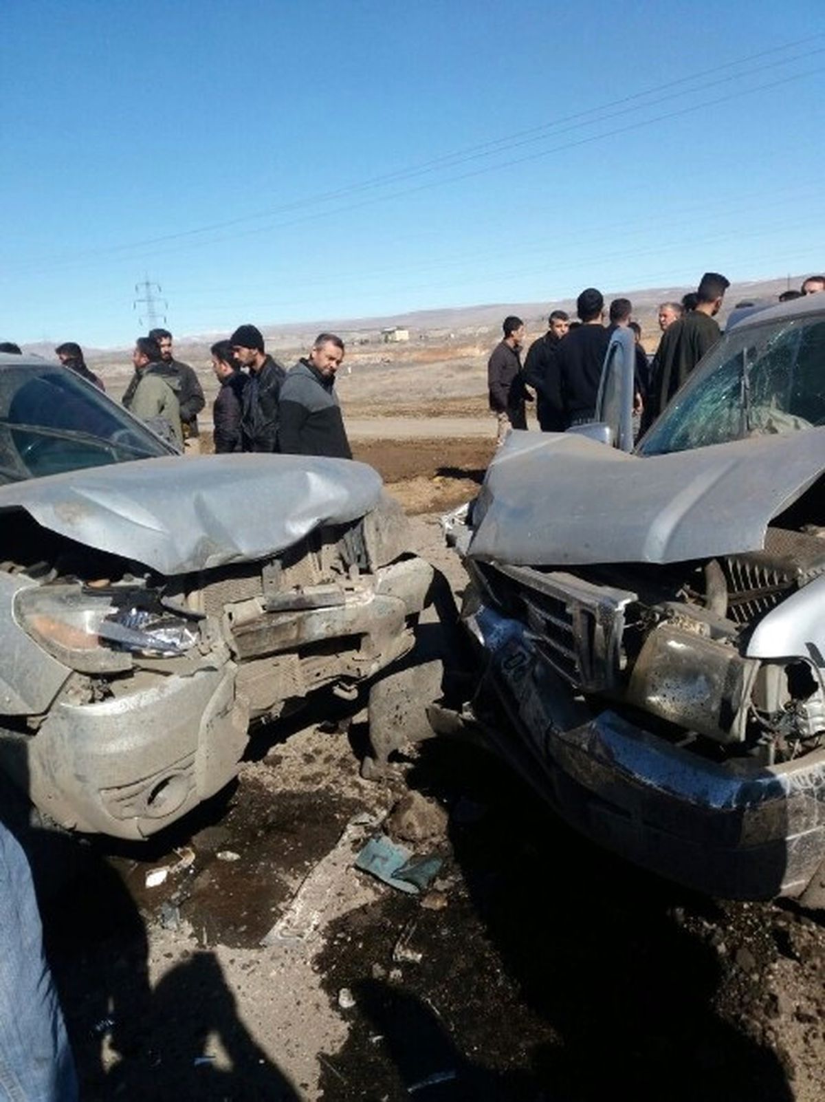 Ael\'de Trafik Kazası: 1\'i Ağır 6 Yaralı