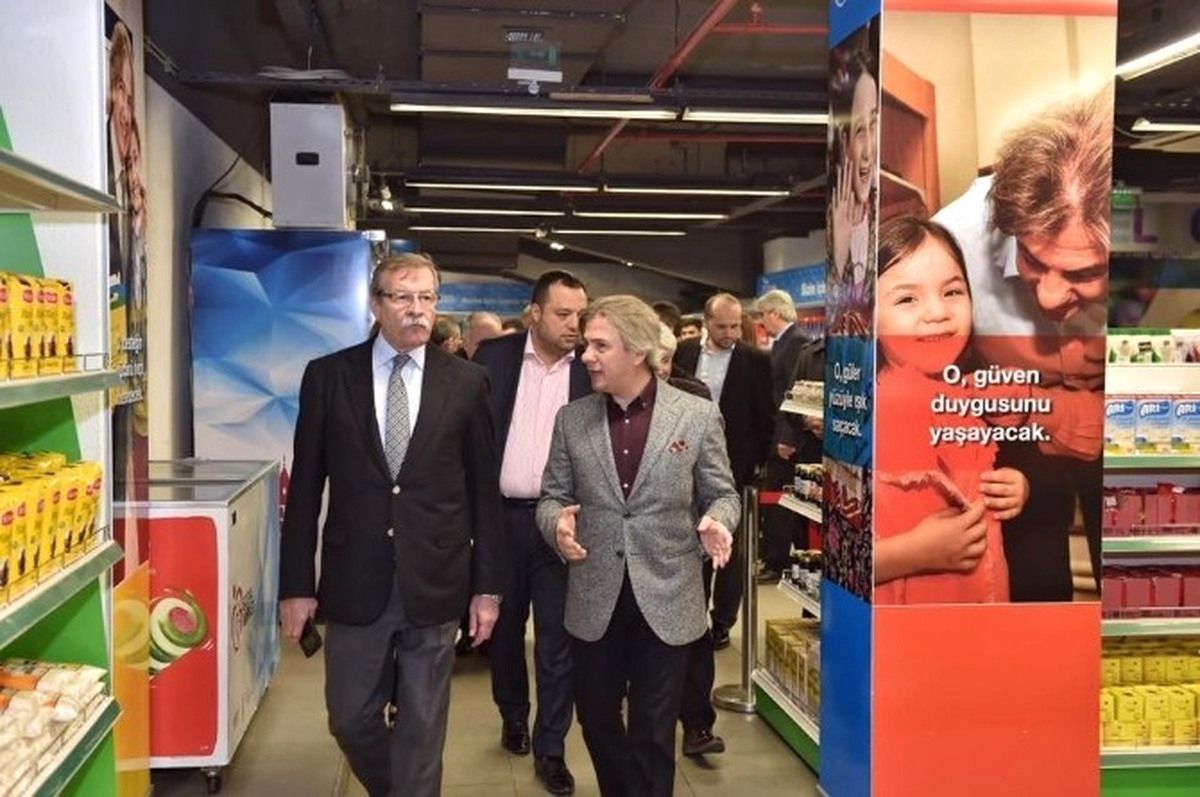 AK Parti ve CHP\'li Meclis Üyelerinden Sosyal Markete Tam Not