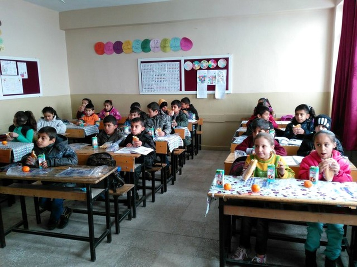 Batman Belediyesinden Öğrencilere Kahvaltı İkramı
