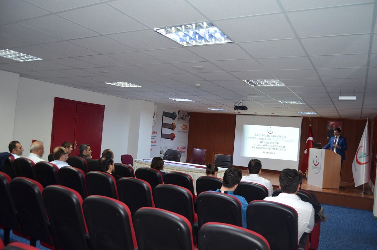 \'Bebek Dostu Sağlık Kuruluşları Programı"