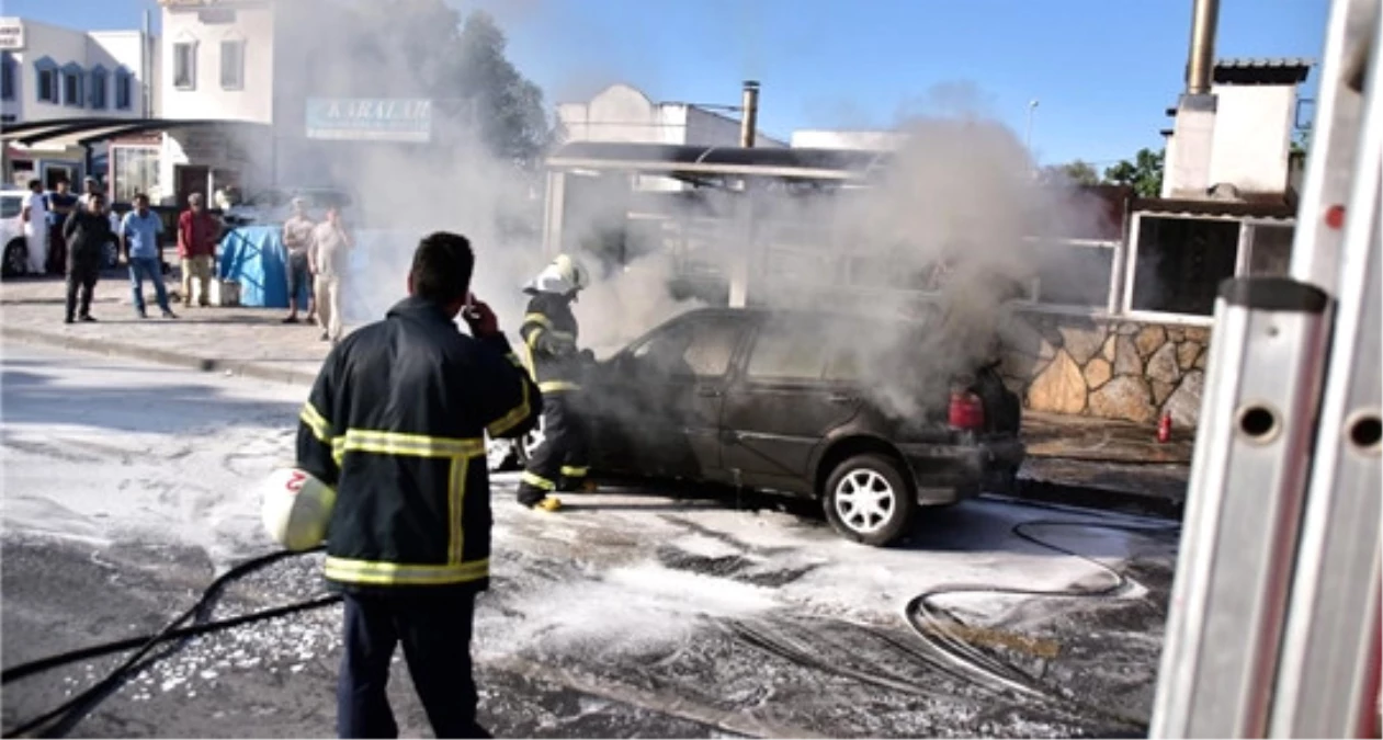 Bodrum\'da Otomobil Yangını