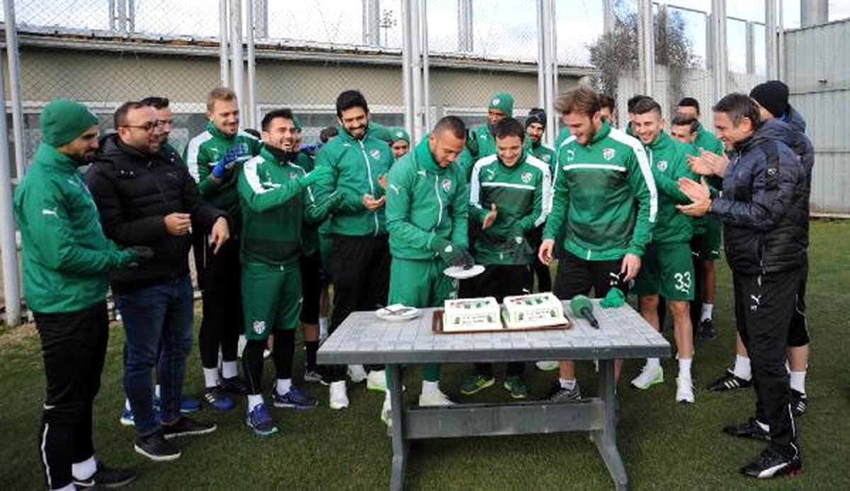 Bursaspor\'da Kayserispor Maçı Hazırlıkları Sürüyor
