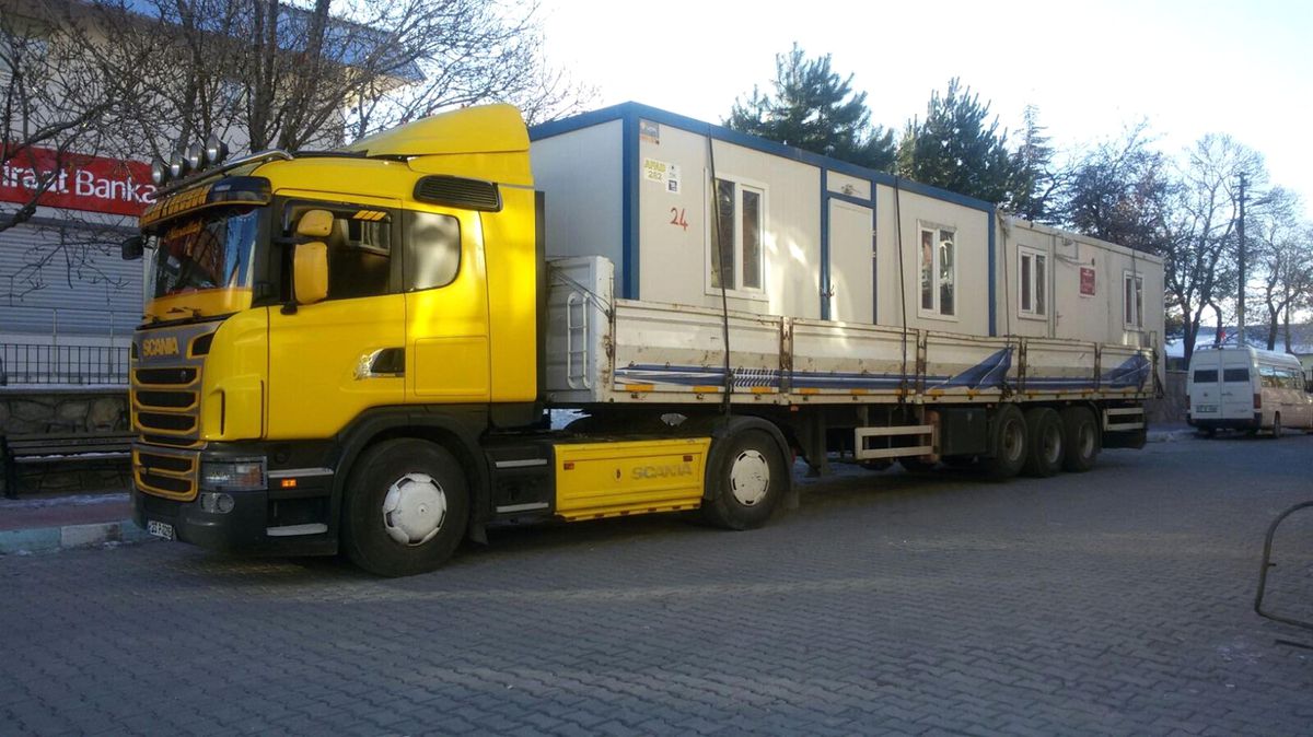 Deprem Bölgesinde Konteyner Kent Kurulum Çalışmaları