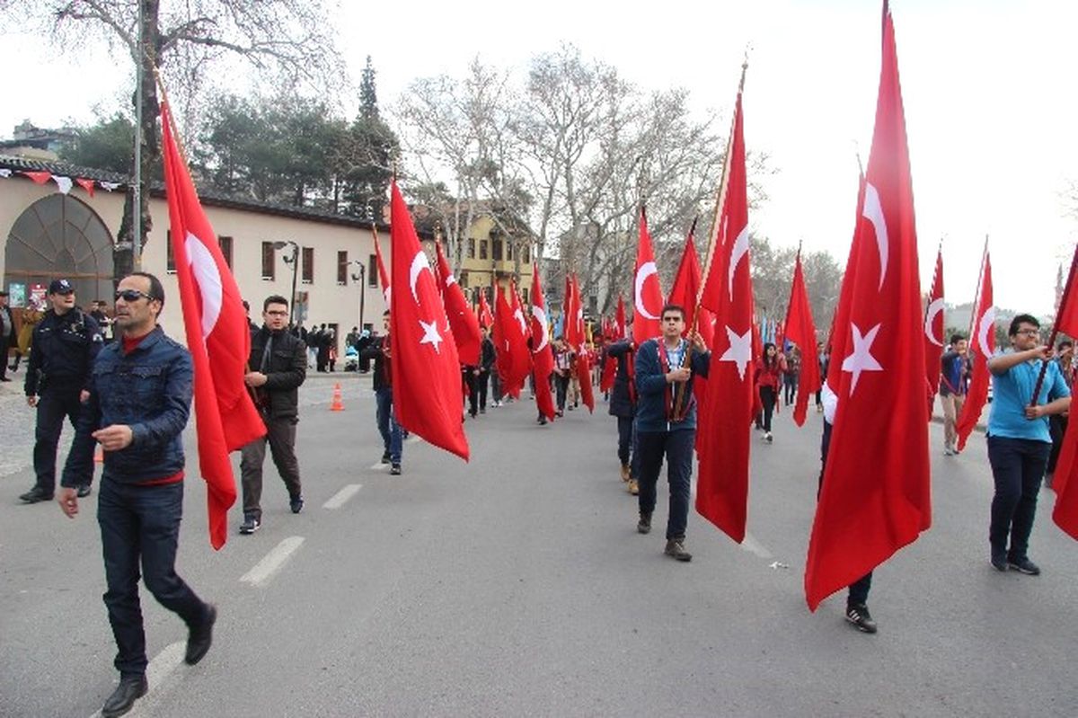 Dulkadiroğlu Belediyesinden 12 Bin Türk Bayrağı