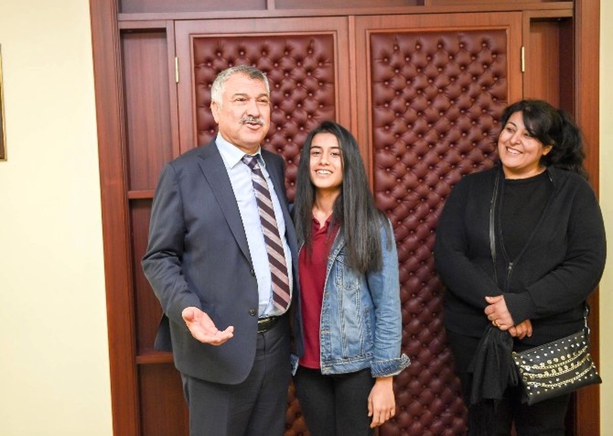 Engelli Gencin Kırılan Protezi Yenilendi