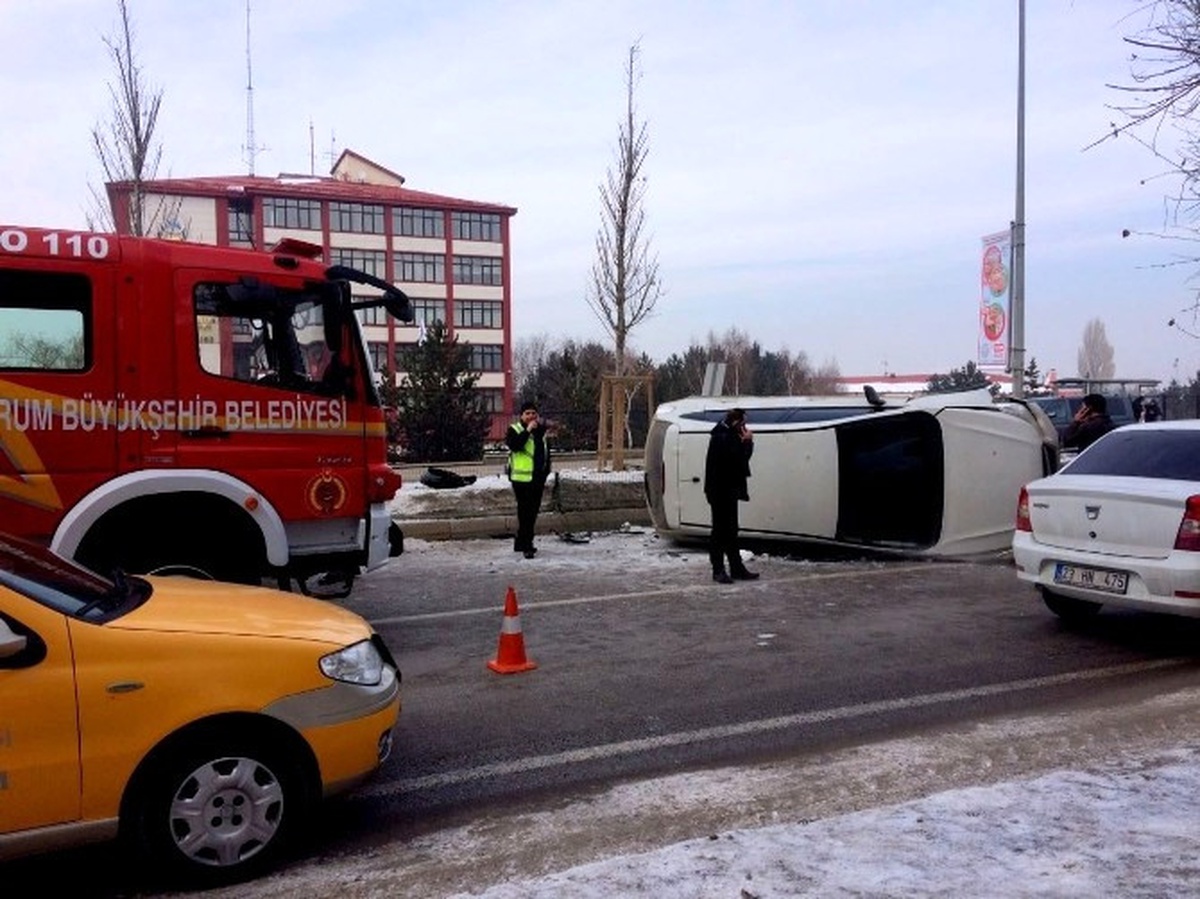 Erzurum\'daki Trafik Canavarı Görenlere Pes Dedirtti