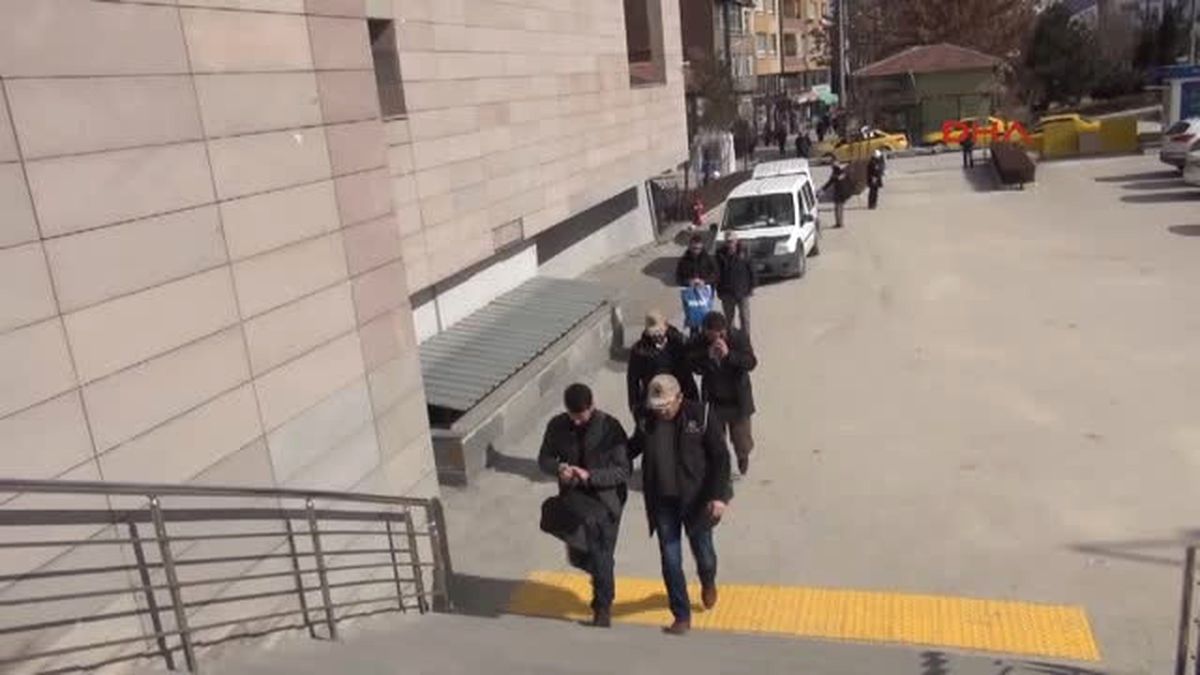 Fetö Şüphelisi 2 Jandarma Astsubay Tutuklandı