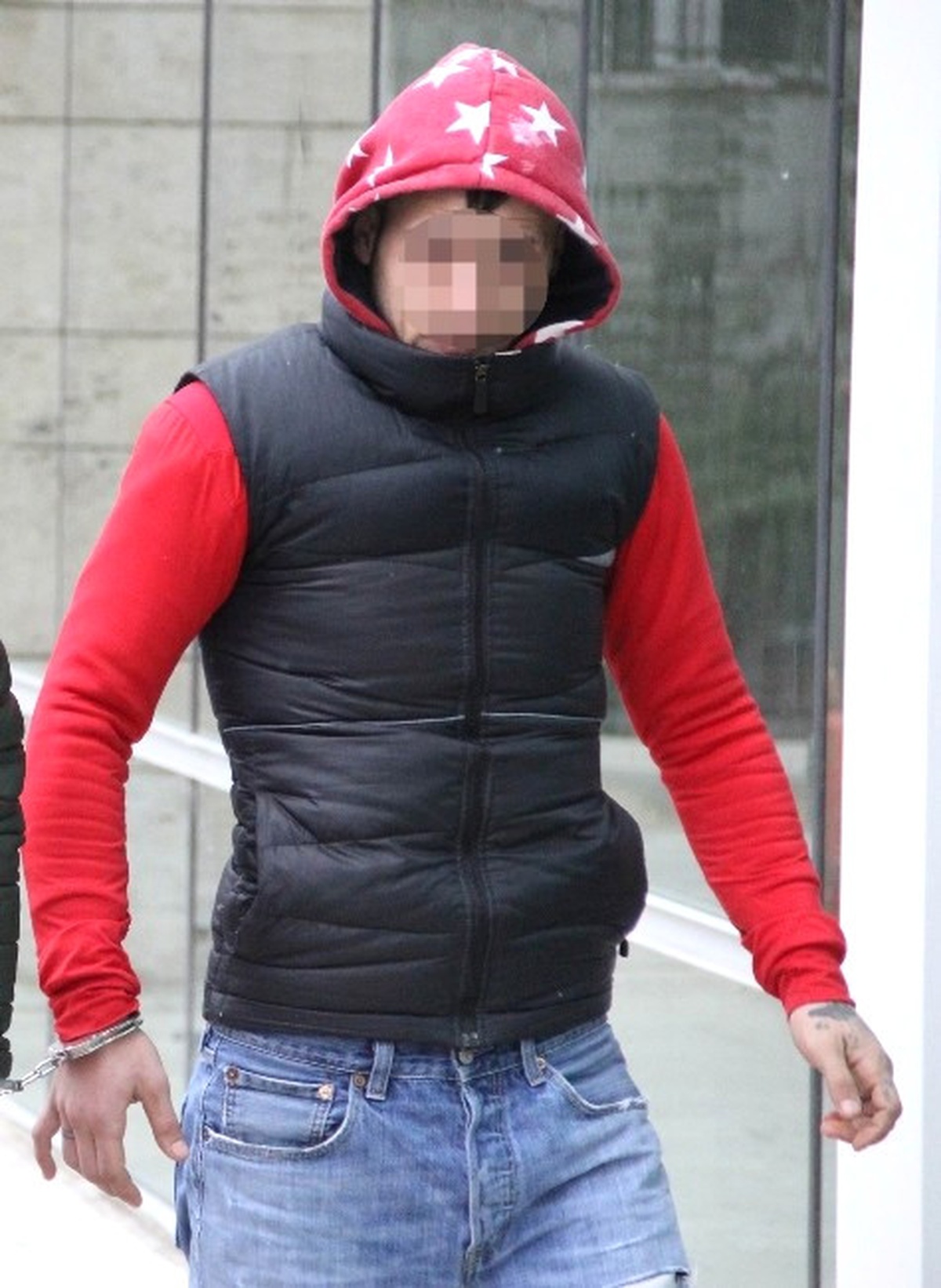 İç Çamaşırında 16 Fişek Bonzai Ele Geçti