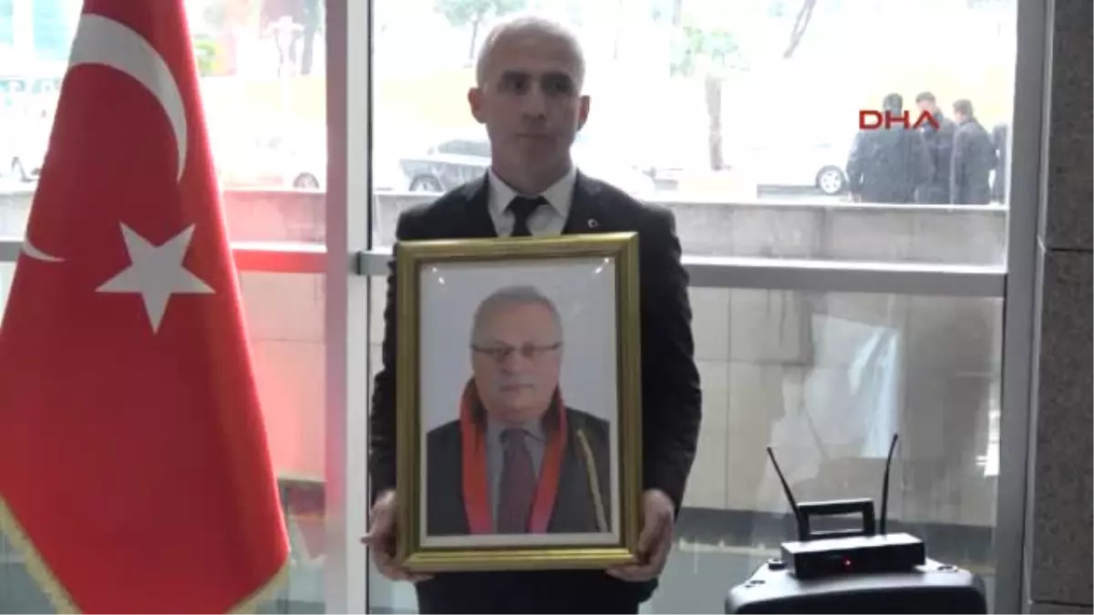 Kalp Krizi Sonucu Hayatını Kaybeden Savcı Için Adliyede Tören