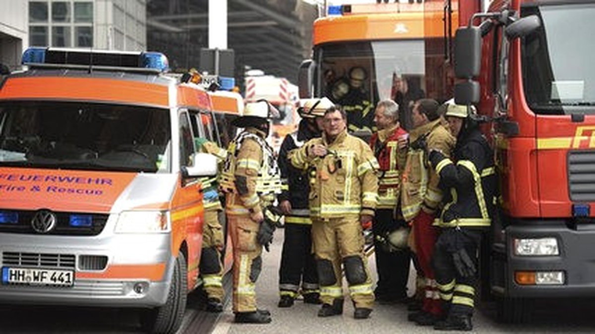 Kısa Süreli Kapatılan Hamburg Havaalanı Yeniden Açıldı