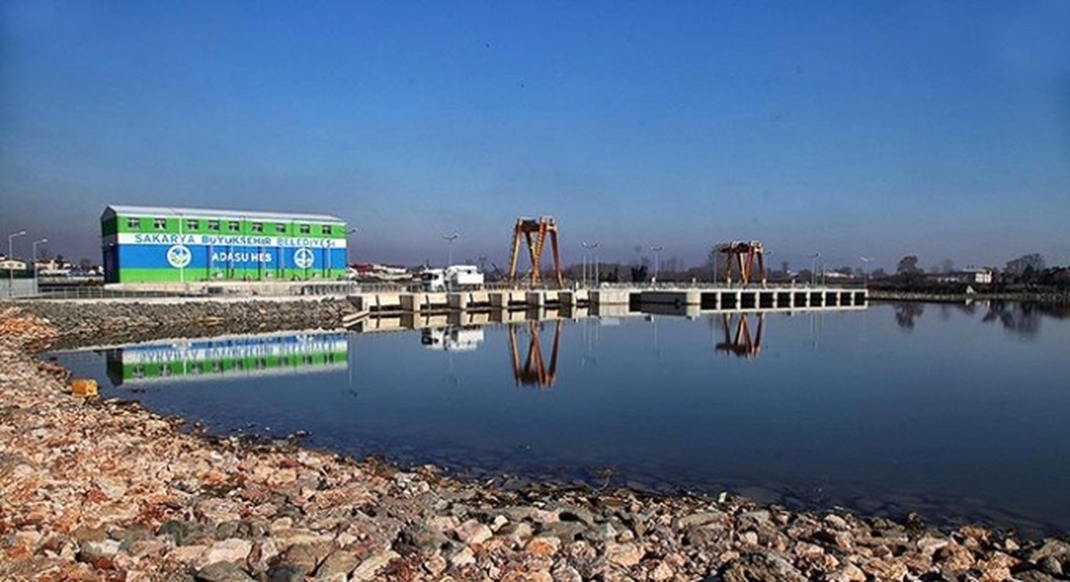 Sakarya Nehri\'nden Akan Su Enerjiye Dönüşüyor