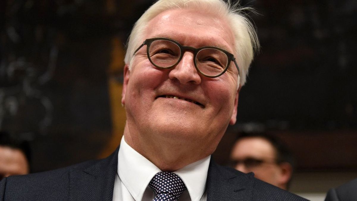 Steinmeier, Almanya\'nın Yeni Cumhurbaşkanı Seçildi