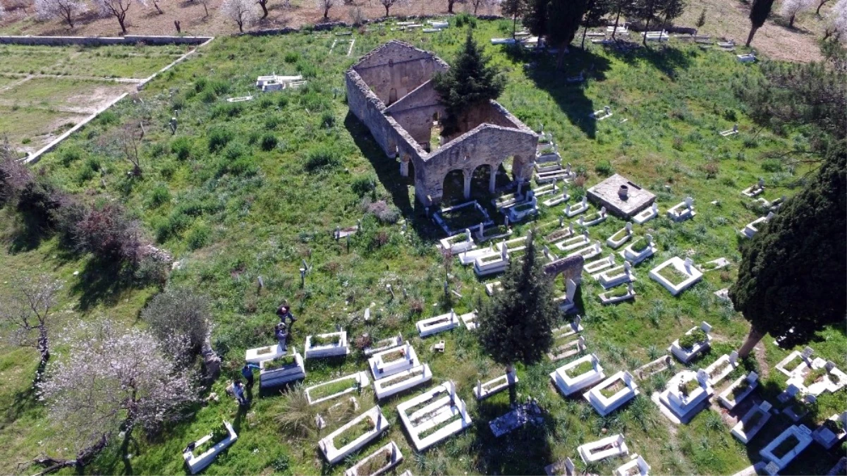 Tarihi Çeşmeköy Camii Restore Ediliyor