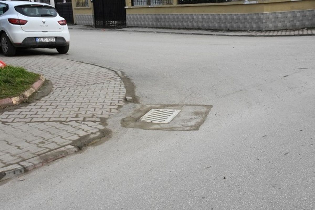 Yağmur Suları İçin Mazgallar Yapılıyor