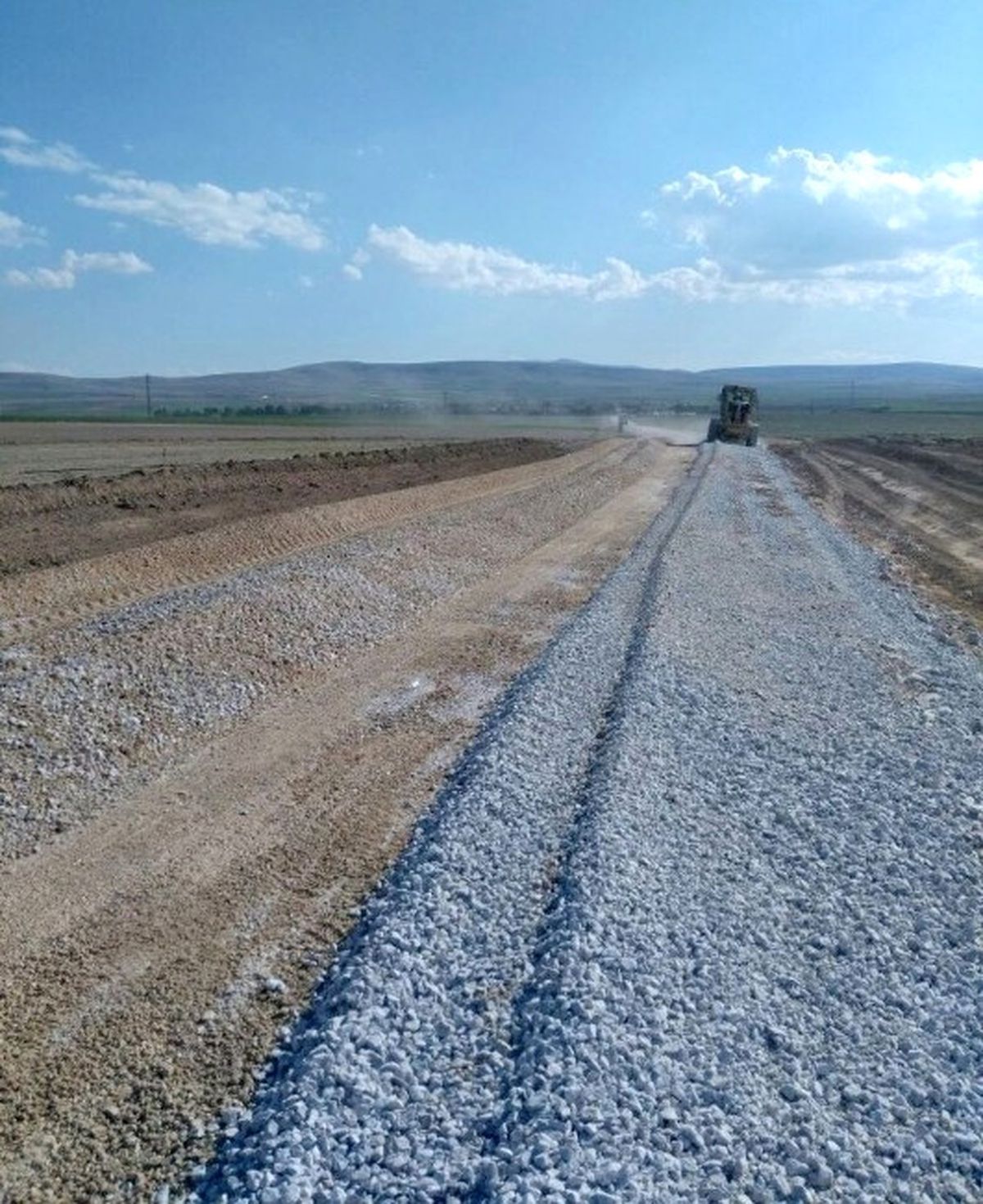 Yunak\'a 9.5 Milyonluk Mahalle Yolu