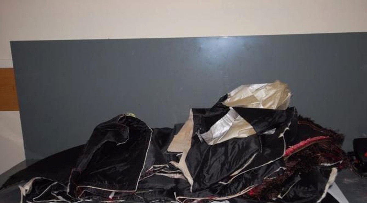 Yurt Dışına Gönderilmek İstenen Pakette Uyuşturucu Çıktı