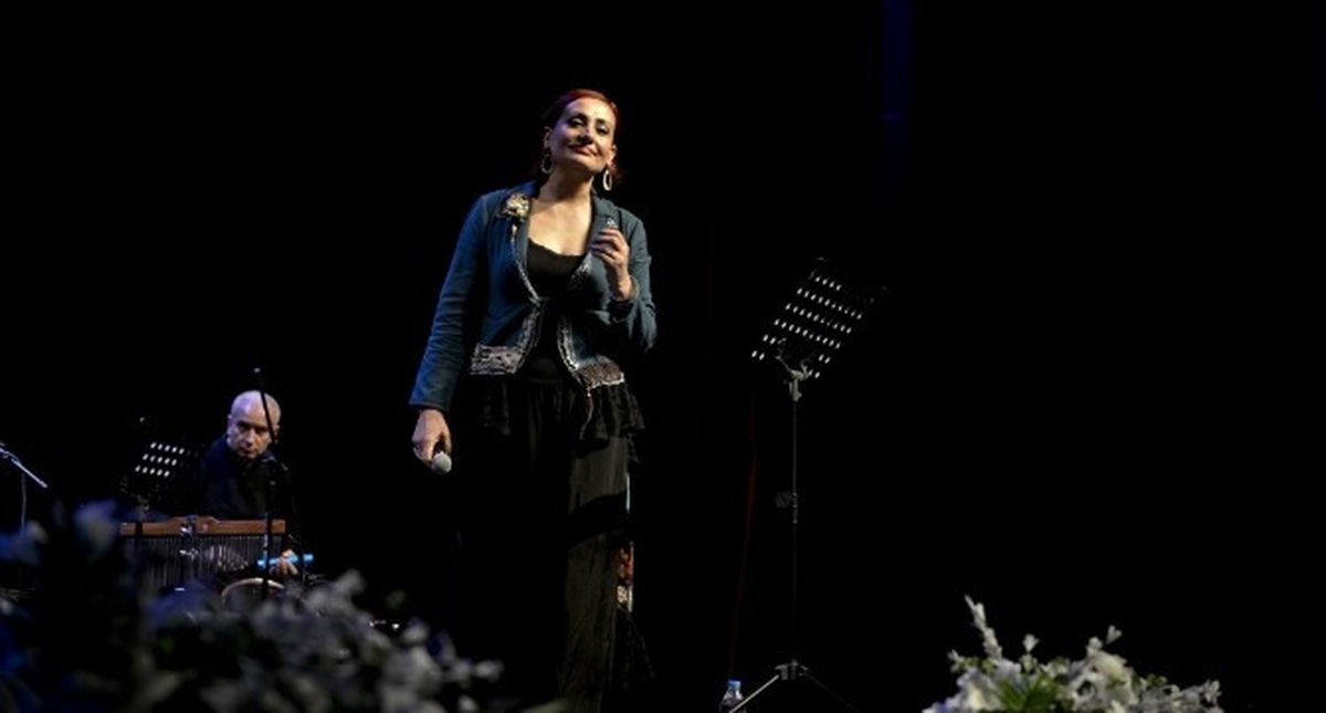Zeynep Karababa, Türküleriyle Tskm\'de Sahne Aldı