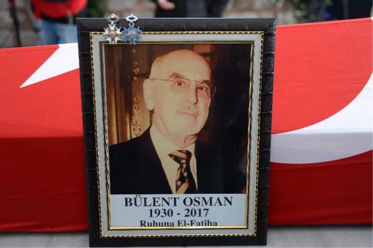 2. Abdülhamid\'in Torunu Bülent Osman\'ın Cenazesi Omuzda Taşınmadı...