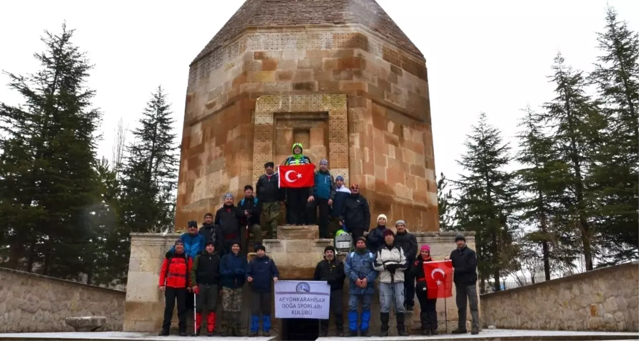 Afdos\'un Yürüyüşleri Sürüyor