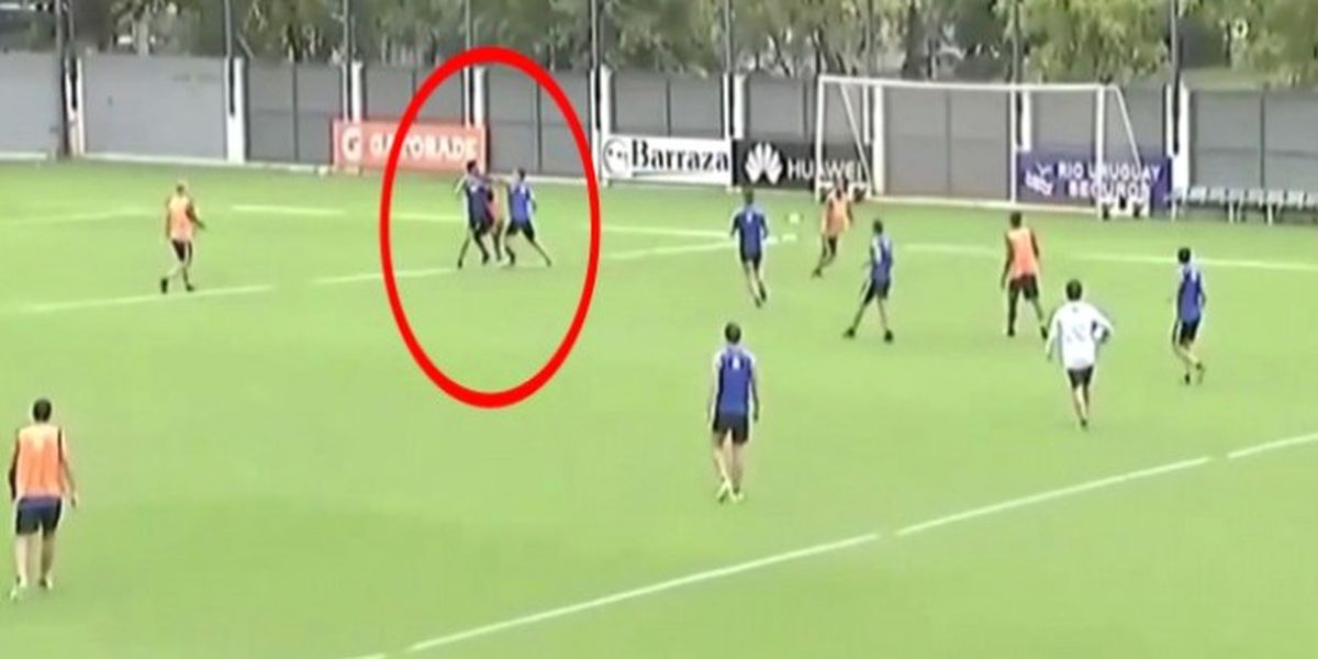 Boca Antrenmanında Tekme Tokat Kavga