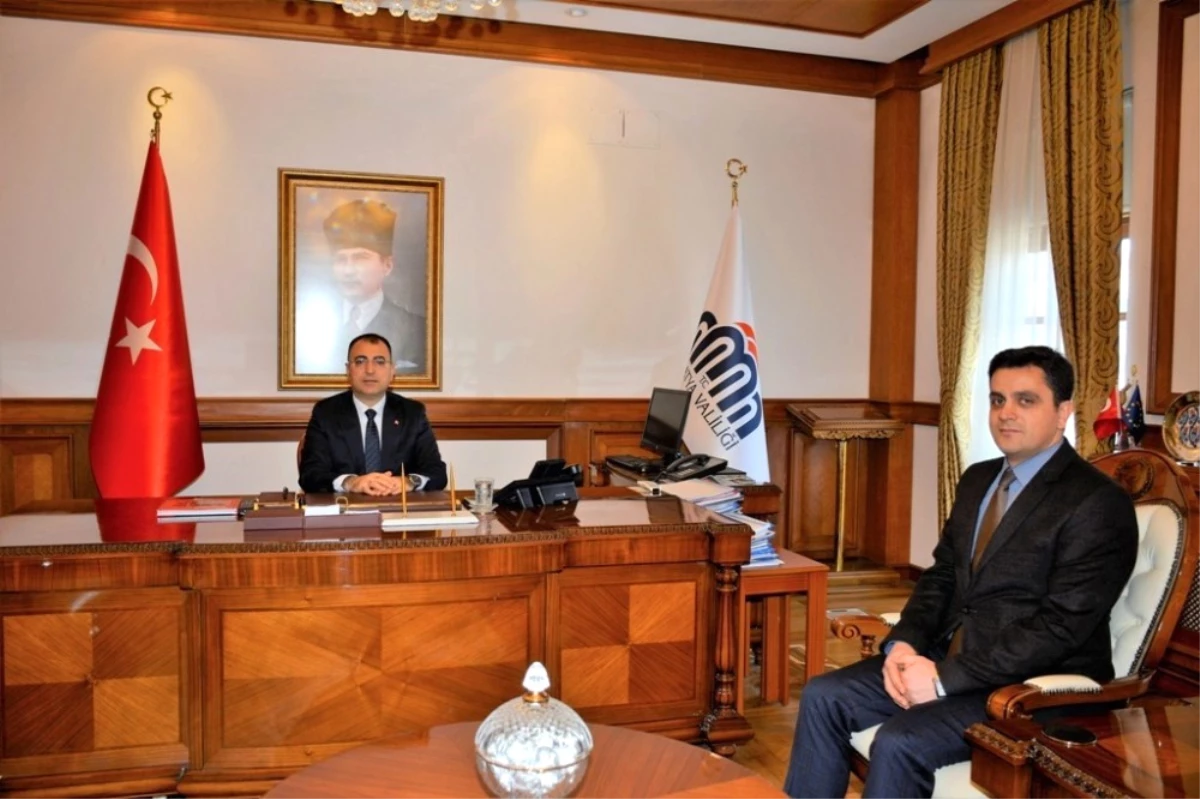 Dhmi Malatya Havalimanı Yeni Müdürü Aladağ, Vali Toprak\'ı Ziyaret Etti