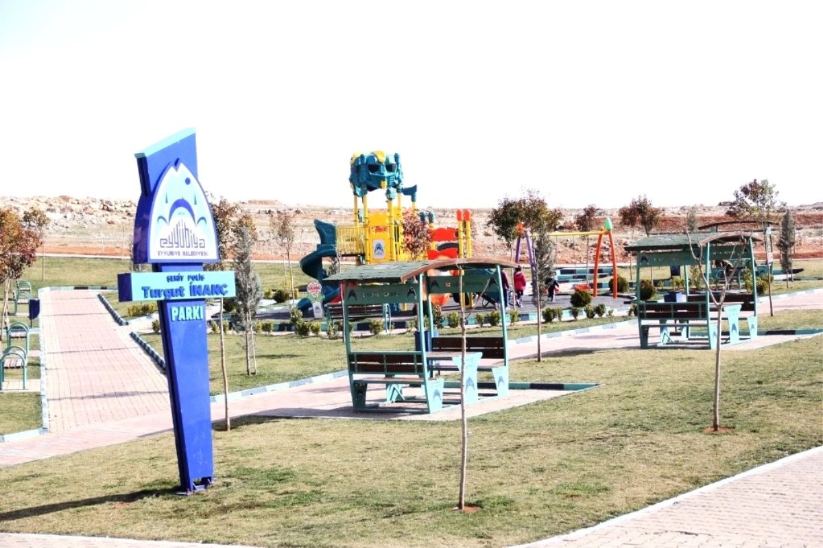 Eyyübiye Belediyesi İlçeye Yeni Parklar Kazandırıyor