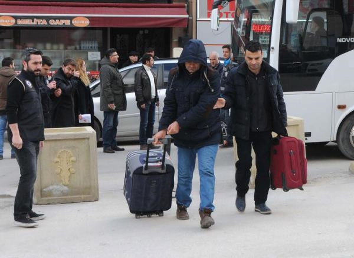 Fetö Şüphelisi 20 Havacı Asker Adliyede